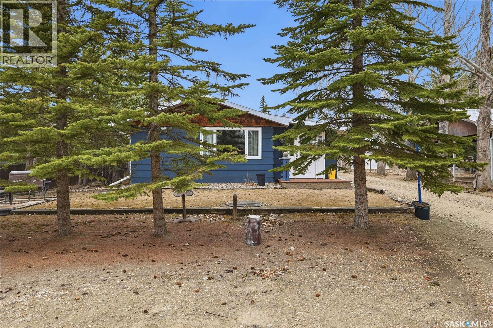 18 Mallard Street W, Wood River Rm No. 74, Saskatchewan  S0H 2K0 - Photo 2 - SK033187