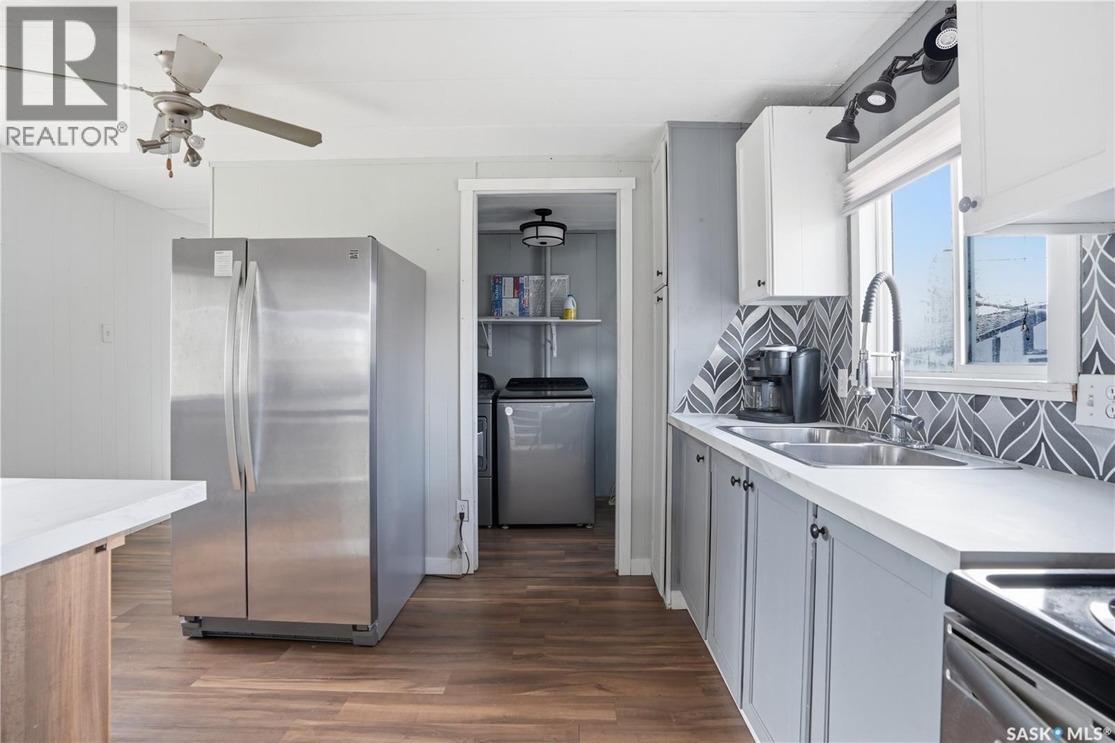 124 Dogwood Street, Caronport, Saskatchewan  S0H 0S0 - Photo 10 - SK033184