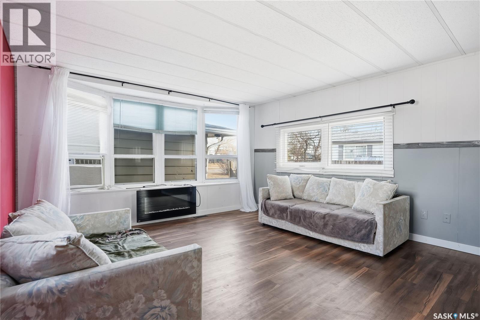 124 Dogwood Street, Caronport, Saskatchewan  S0H 0S0 - Photo 14 - SK033184