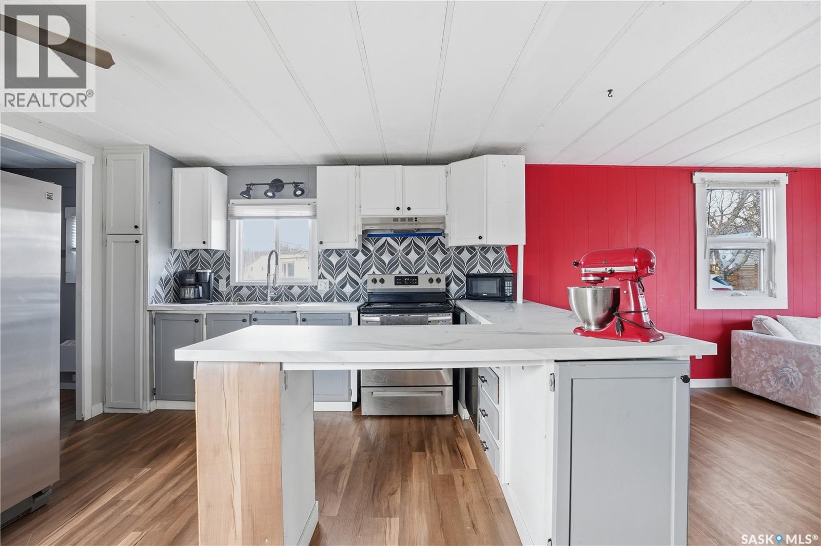 124 Dogwood Street, Caronport, Saskatchewan  S0H 0S0 - Photo 5 - SK033184