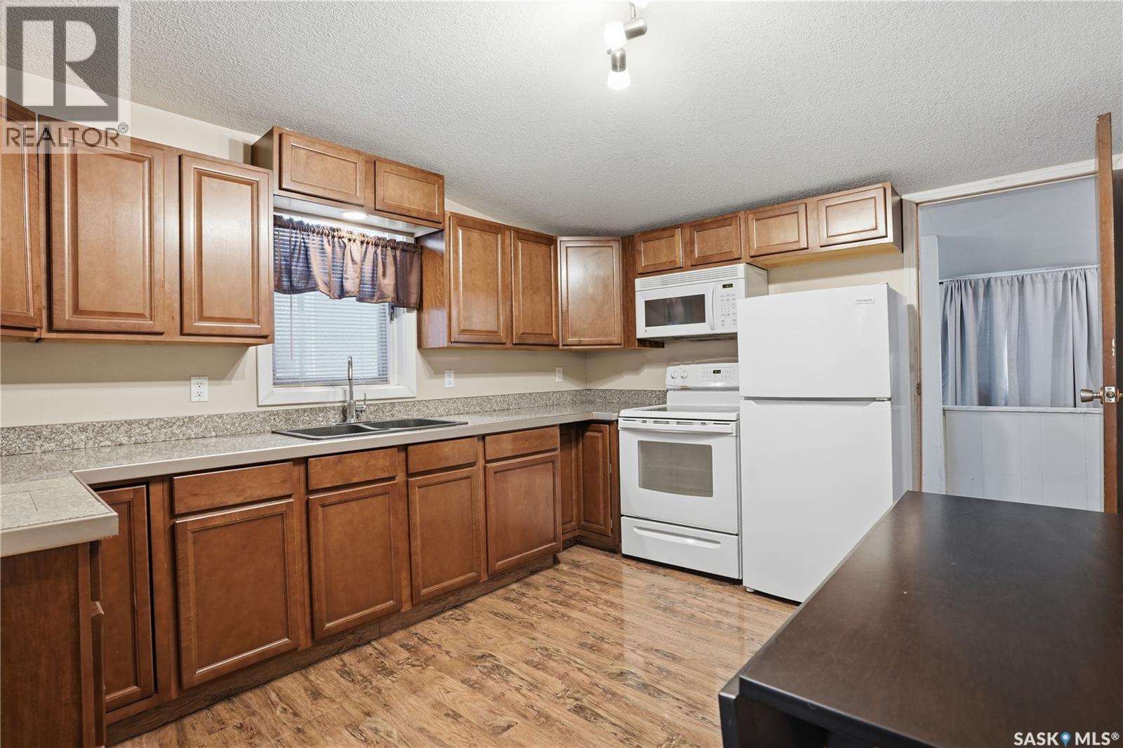 518 Maple Street W, Moose Jaw, Saskatchewan  S6H 4X1 - Photo 13 - SK033175