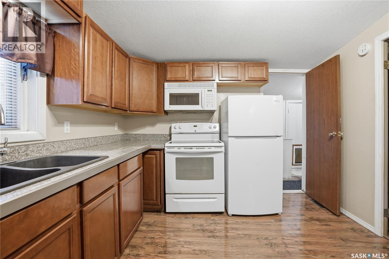 518 Maple Street W, Moose Jaw, Saskatchewan  S6H 4X1 - Photo 14 - SK033175