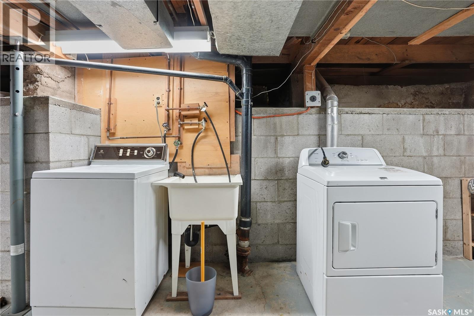 518 Maple Street W, Moose Jaw, Saskatchewan  S6H 4X1 - Photo 25 - SK033175