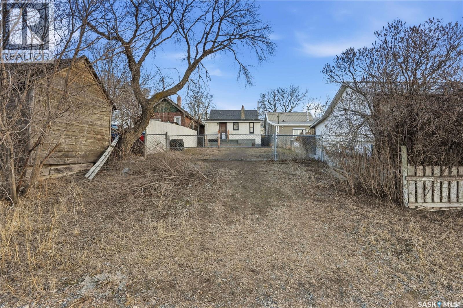 518 Maple Street W, Moose Jaw, Saskatchewan  S6H 4X1 - Photo 32 - SK033175