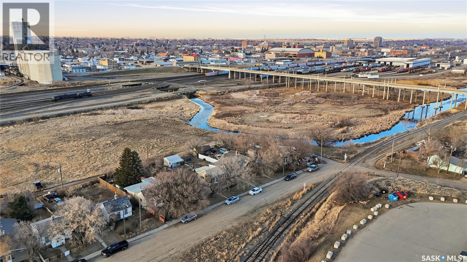 518 Maple Street W, Moose Jaw, Saskatchewan  S6H 4X1 - Photo 40 - SK033175