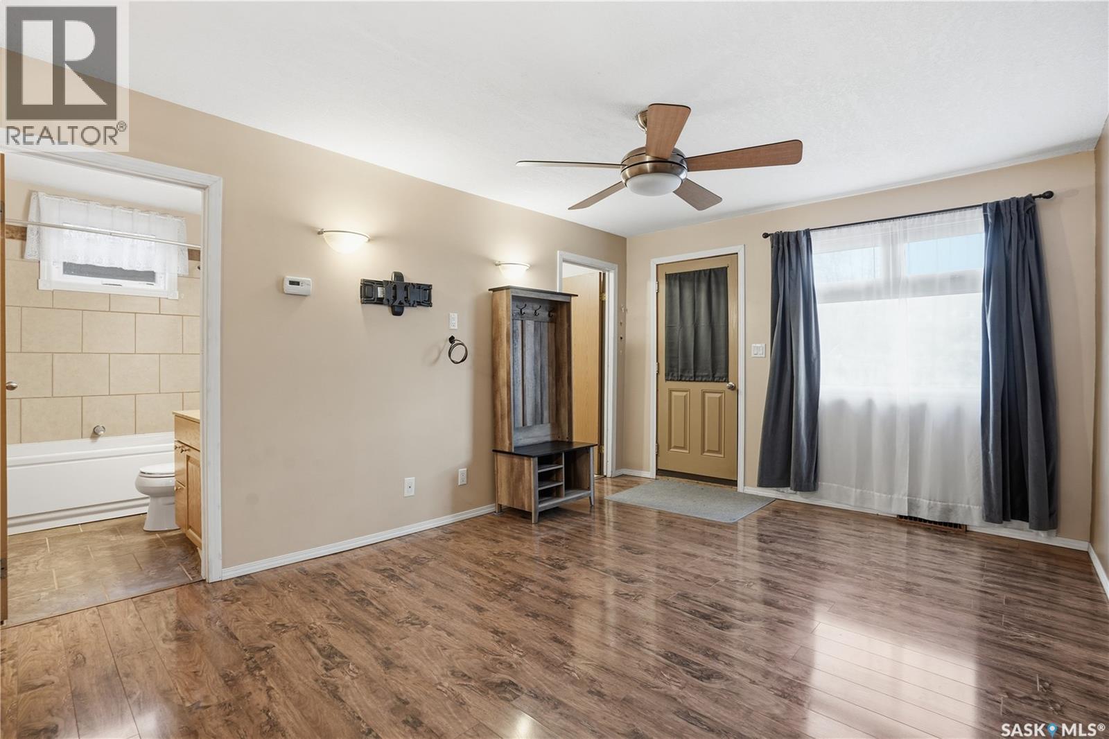 518 Maple Street W, Moose Jaw, Saskatchewan  S6H 4X1 - Photo 6 - SK033175