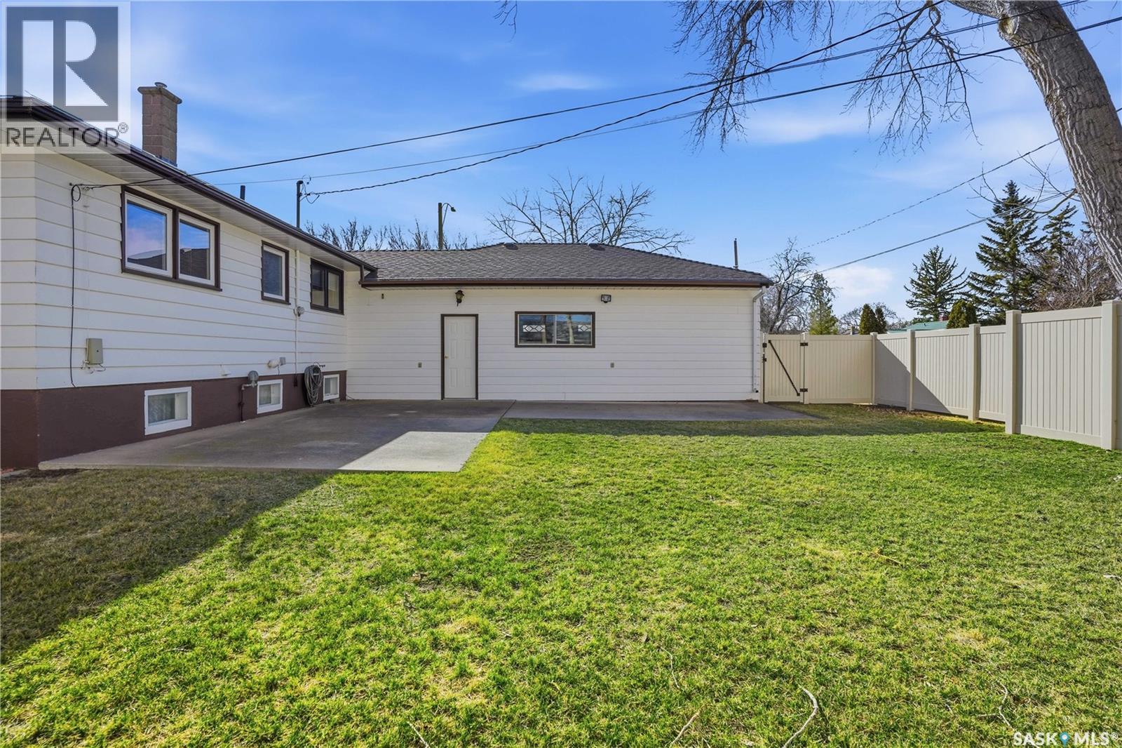 966 Grace Street, Moose Jaw, Saskatchewan  S6H 3C1 - Photo 42 - SK033167