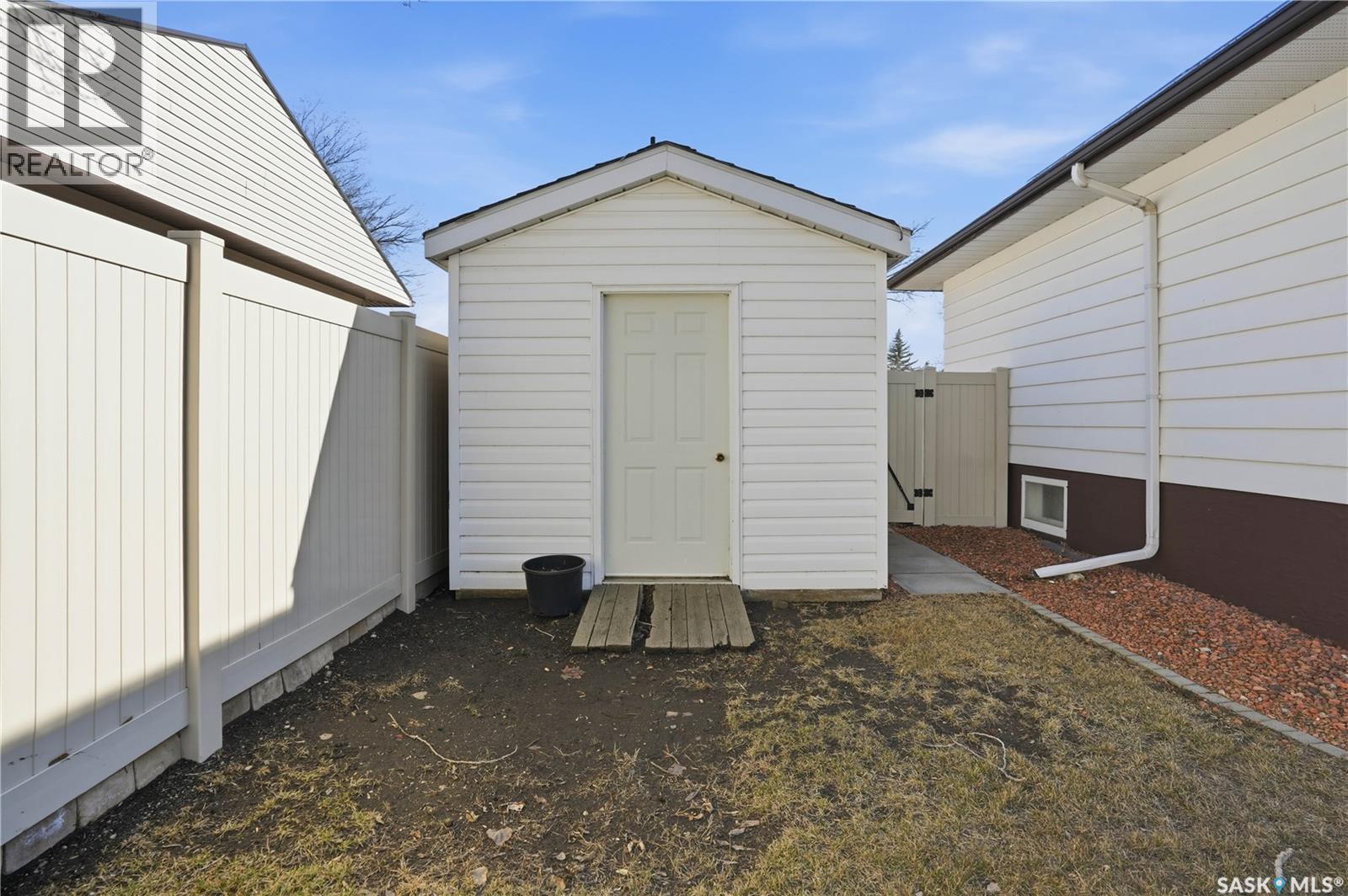 966 Grace Street, Moose Jaw, Saskatchewan  S6H 3C1 - Photo 44 - SK033167