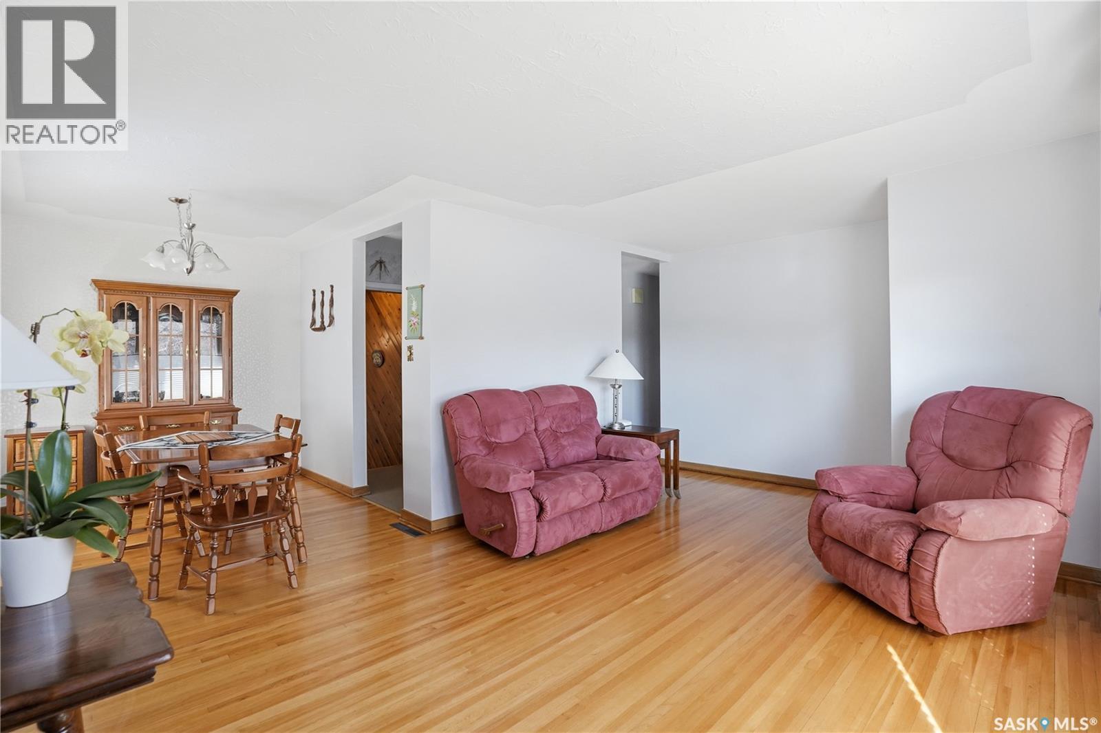 966 Grace Street, Moose Jaw, Saskatchewan  S6H 3C1 - Photo 9 - SK033167