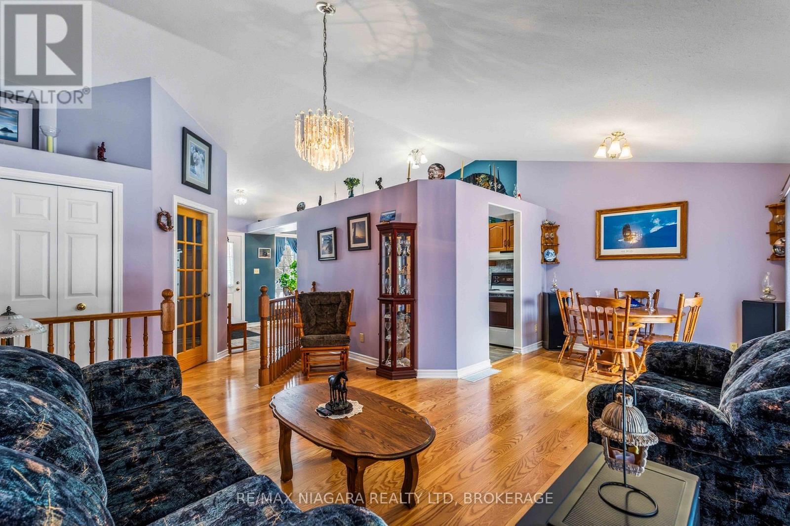 4445 Lincoln Avenue, Lincoln, Ontario  L0R 1B3 - Photo 11 - X12763948