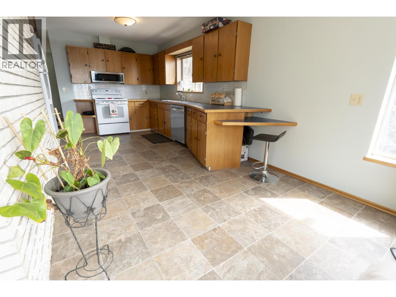 5661 Stones Bay Road, Fort St. James, British Columbia  V0J 1P0 - Photo 13 - R3112465