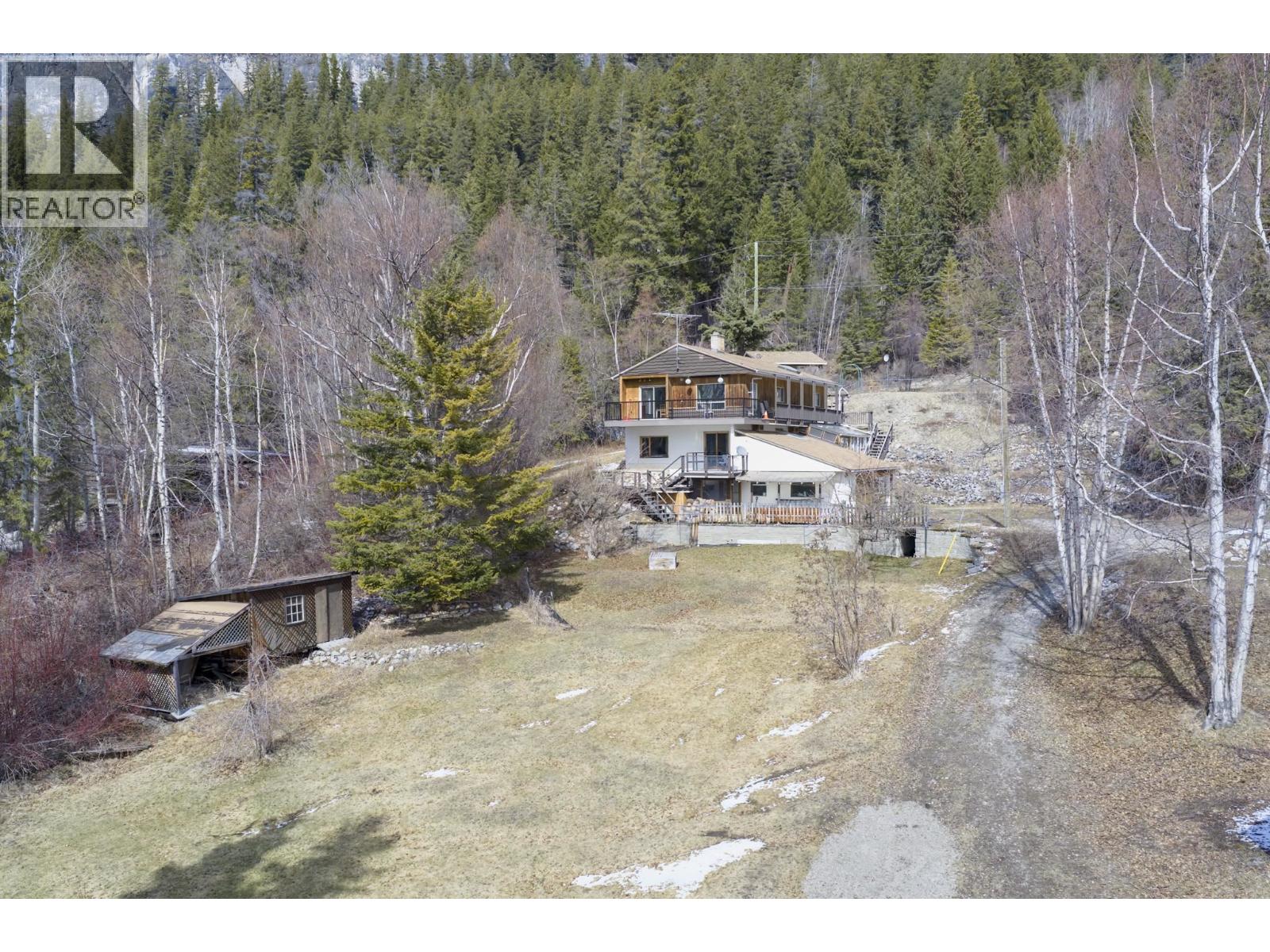 5661 Stones Bay Road, Fort St. James, British Columbia  V0J 1P0 - Photo 1 - R3112465