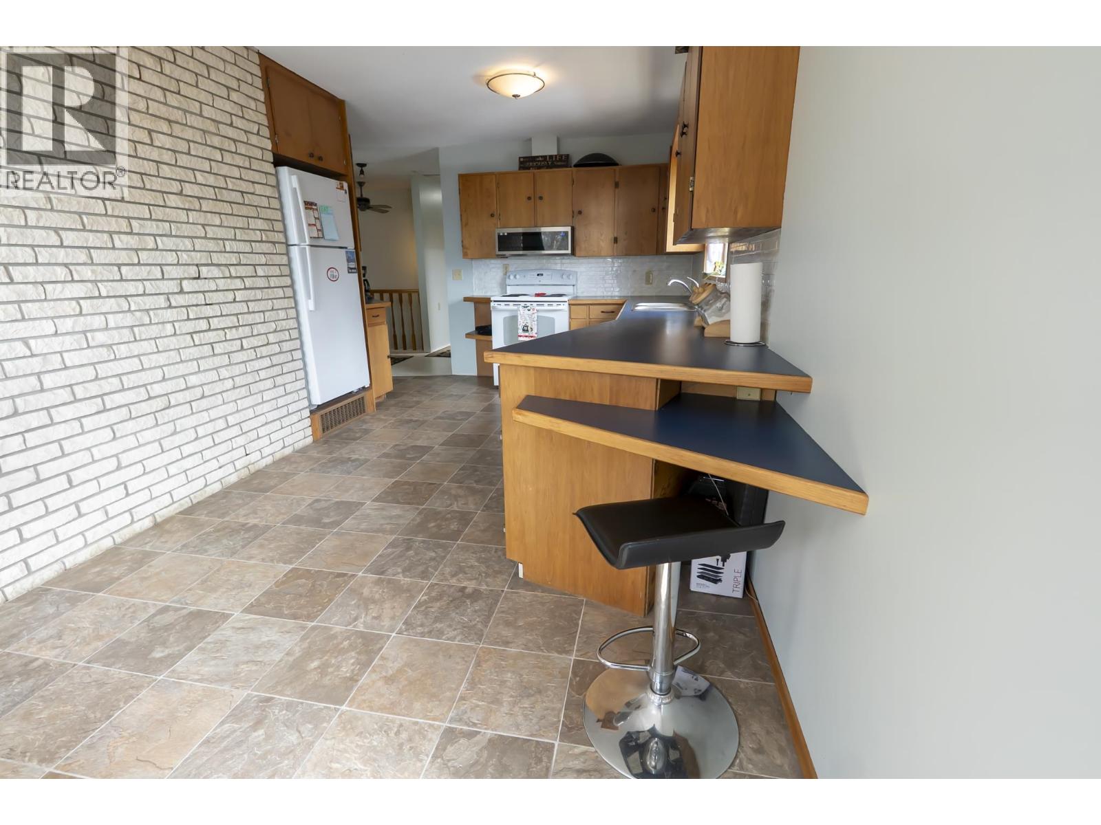 5661 Stones Bay Road, Fort St. James, British Columbia  V0J 1P0 - Photo 14 - R3112465