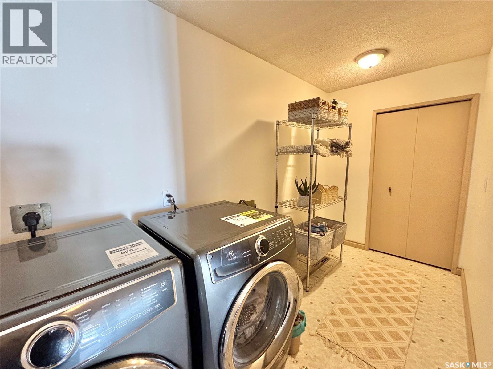 Spruce Hill Acreage, Orkney Rm No. 244, Saskatchewan  S3N 4K1 - Photo 45 - SK032940