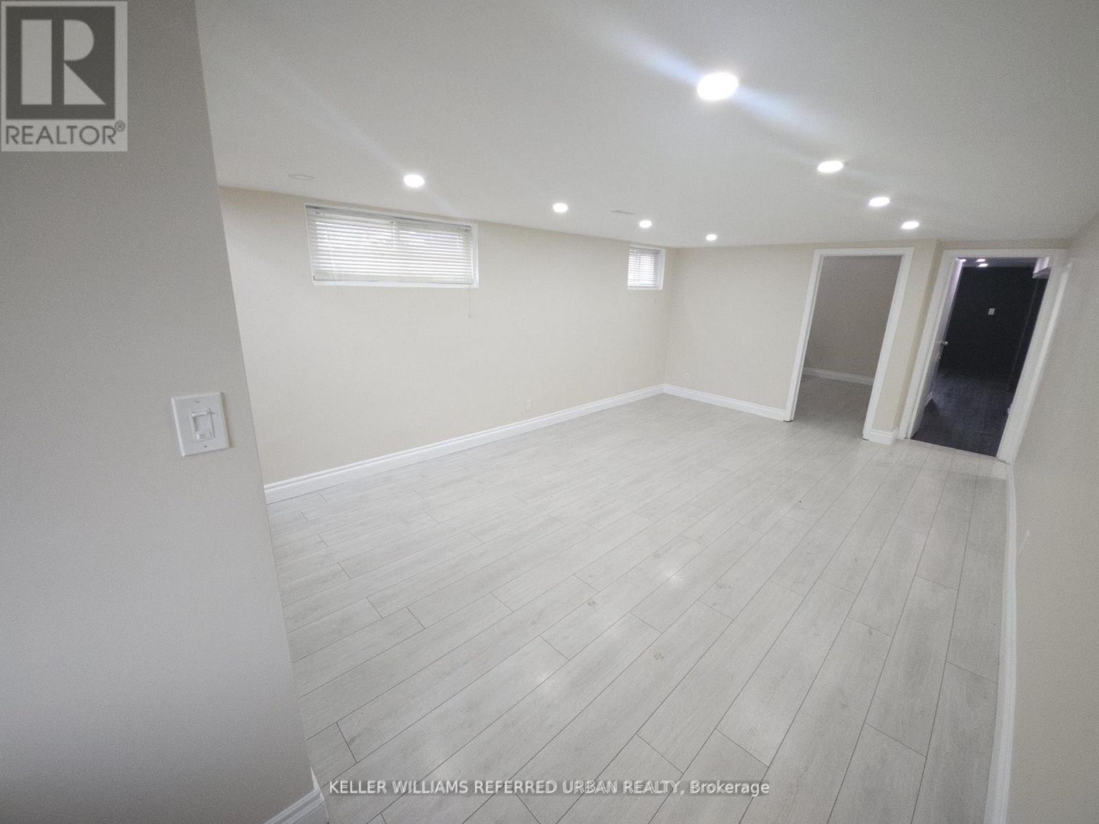 30 Picaro Drive, Toronto, Ontario  M3N 2B5 - Photo 15 - W13012684