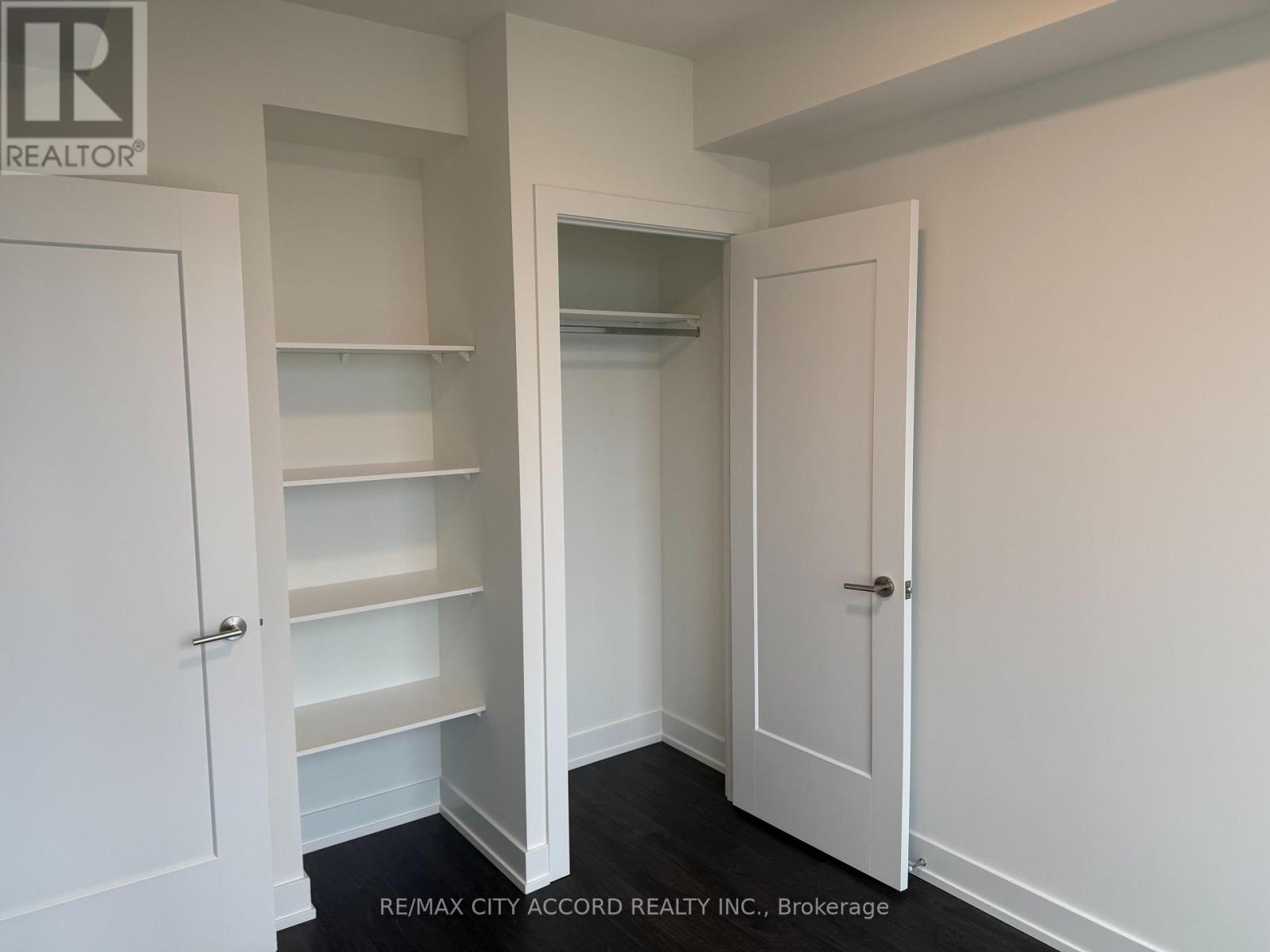 2215 - 60 Central Park Roadway, Toronto, Ontario  M9A 3K1 - Photo 13 - W13012686