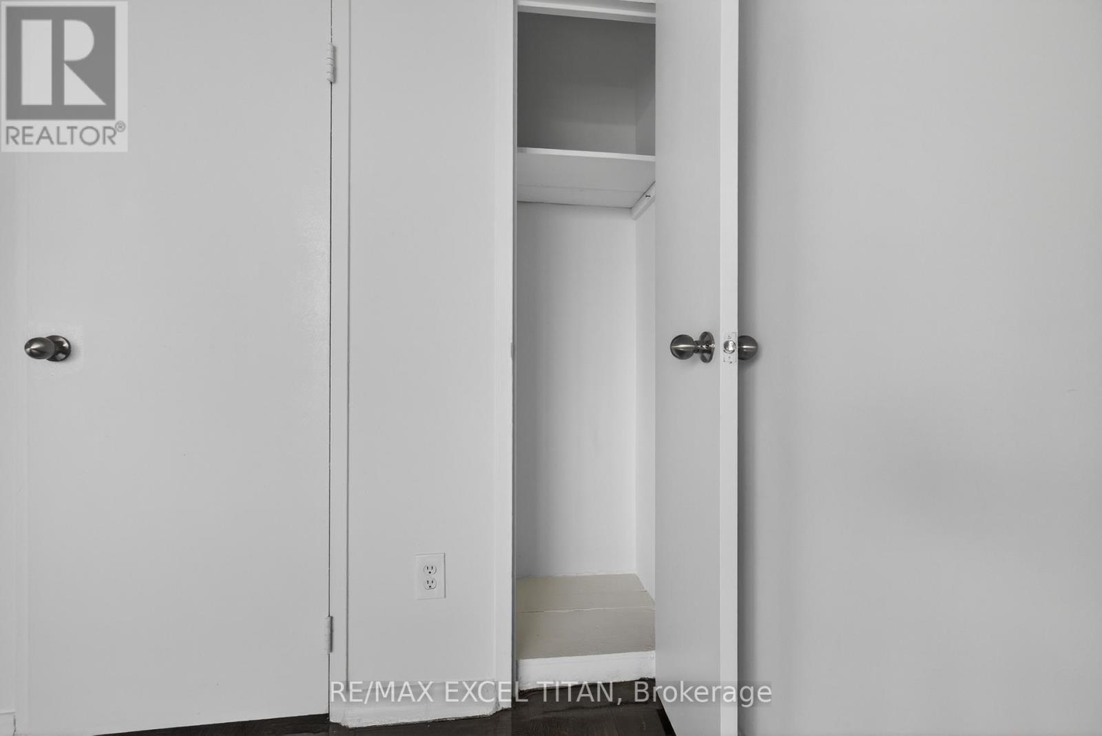 302 - 2515 Eglinton Avenue W, Toronto, Ontario  M6M 1T2 - Photo 16 - W13012708