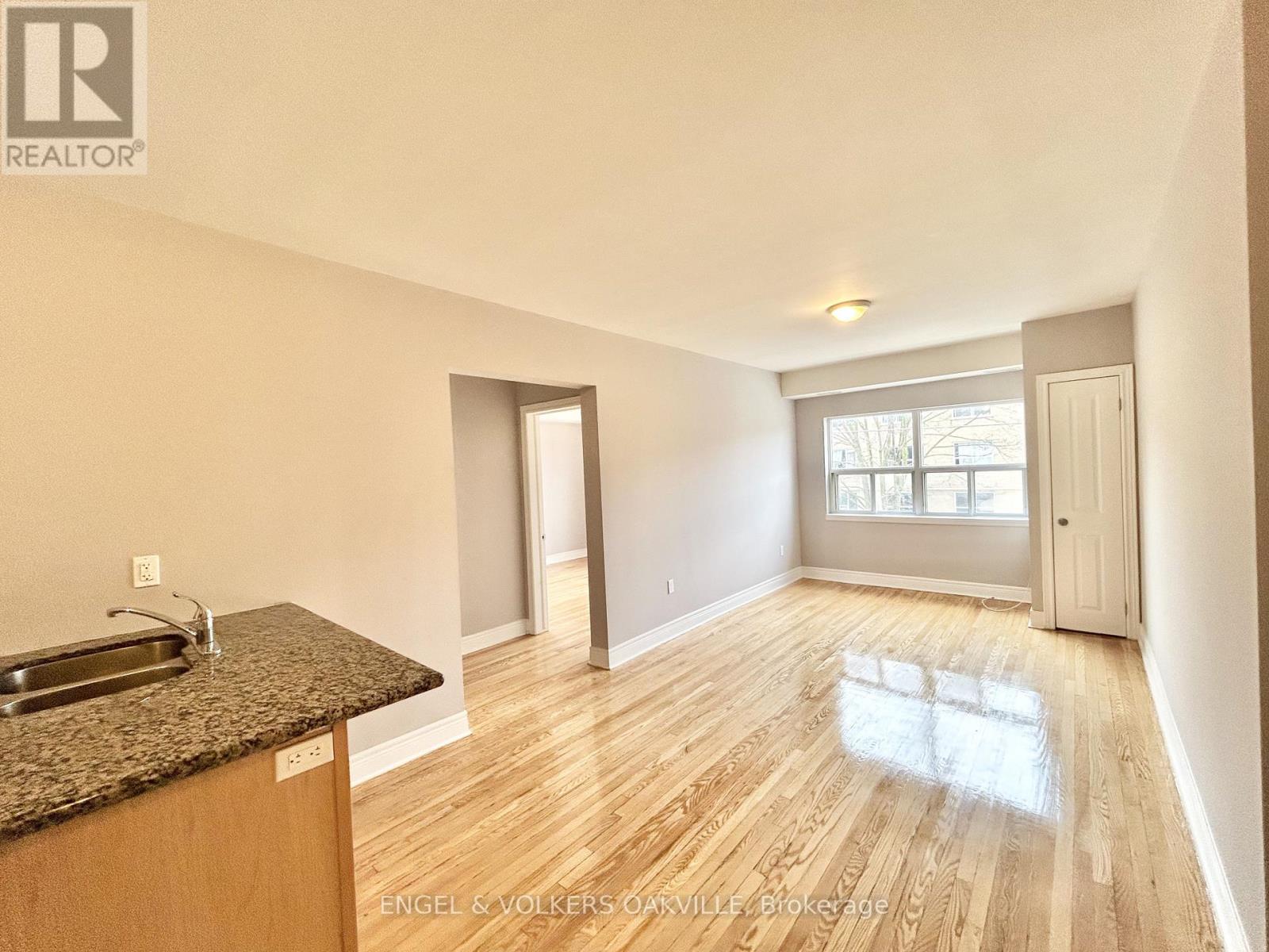 7 - 80 Twenty Fifth Street, Toronto, Ontario  M8V 3P9 - Photo 2 - W13012714