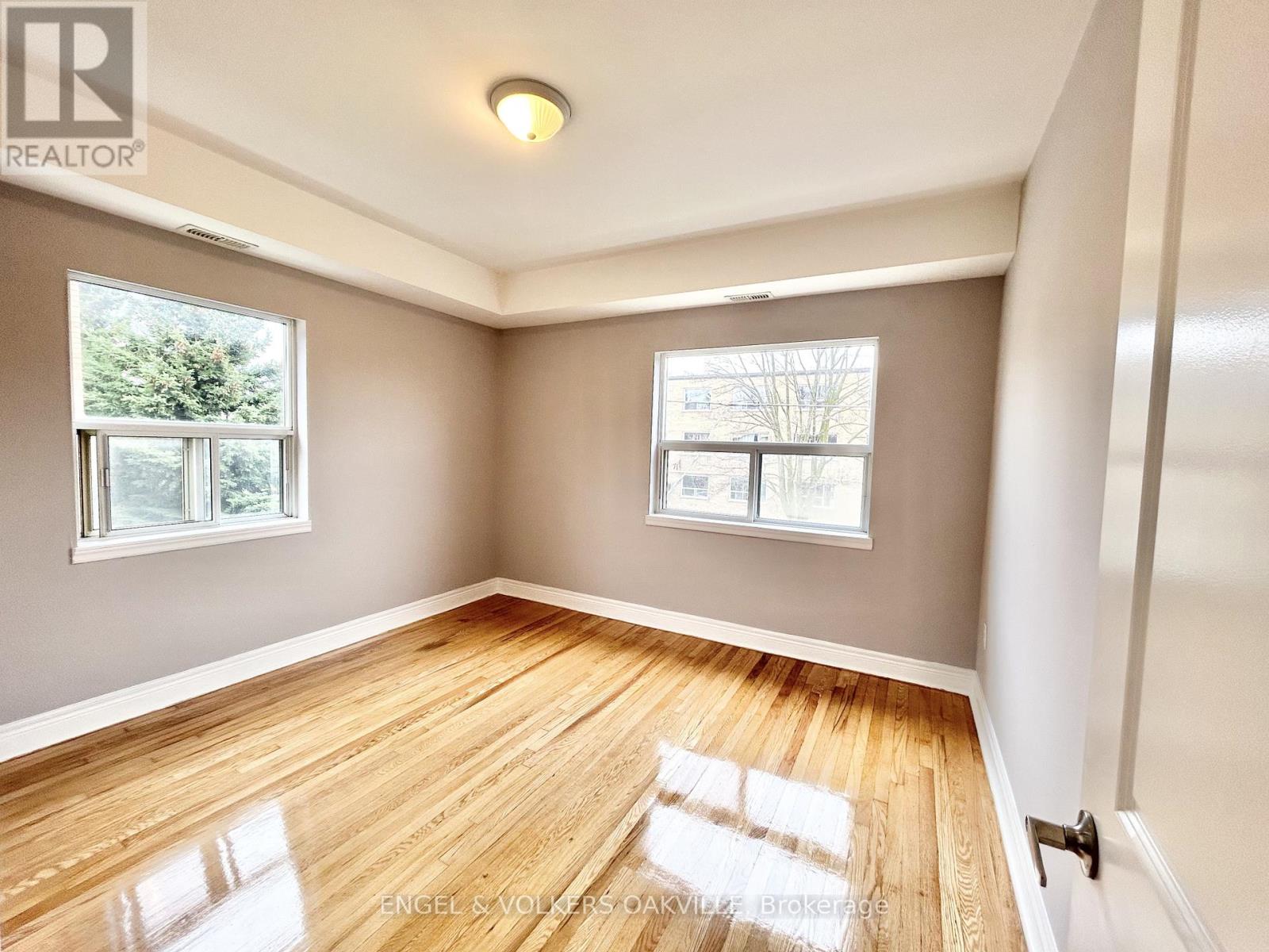 7 - 80 Twenty Fifth Street, Toronto, Ontario  M8V 3P9 - Photo 5 - W13012714