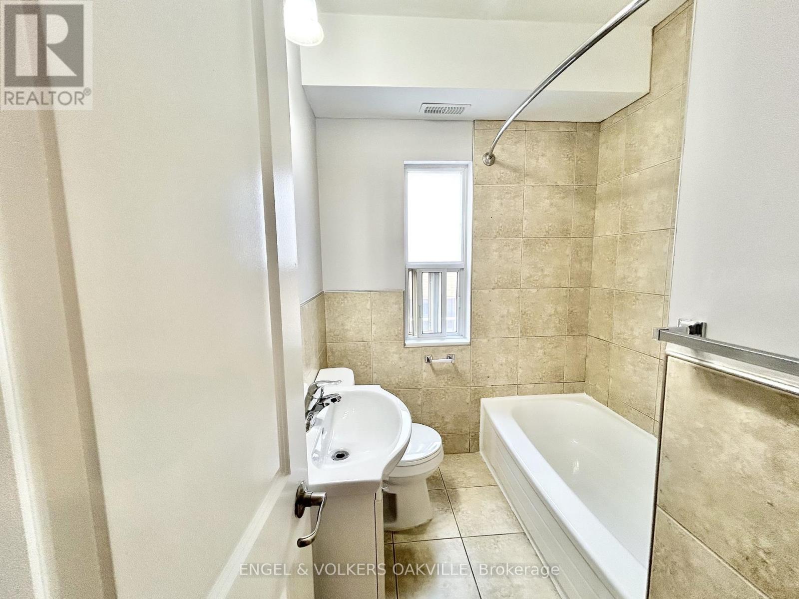 7 - 80 Twenty Fifth Street, Toronto, Ontario  M8V 3P9 - Photo 7 - W13012714