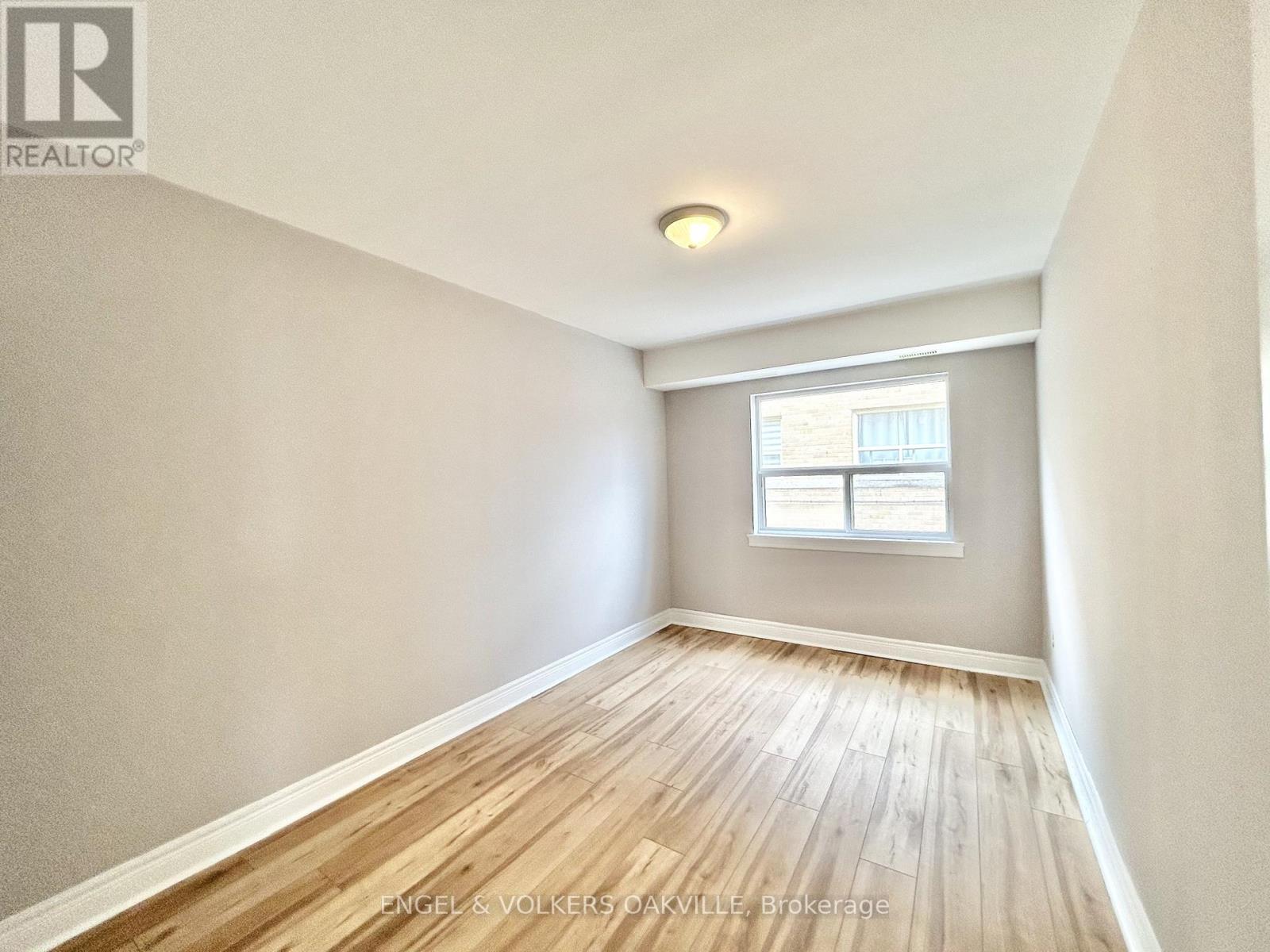 208 - 11 Thirty Third Street, Toronto, Ontario  M8W 3G7 - Photo 5 - W13012722