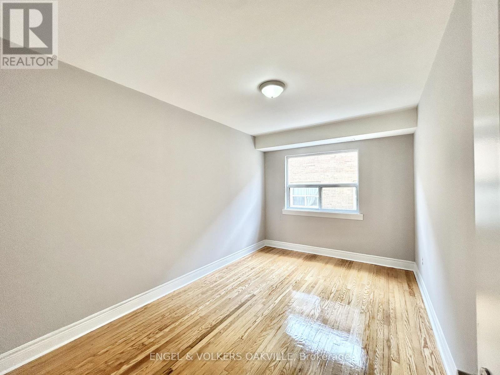 207 - 15 Thirty Third Street, Toronto, Ontario  M8W 3G7 - Photo 5 - W13012724