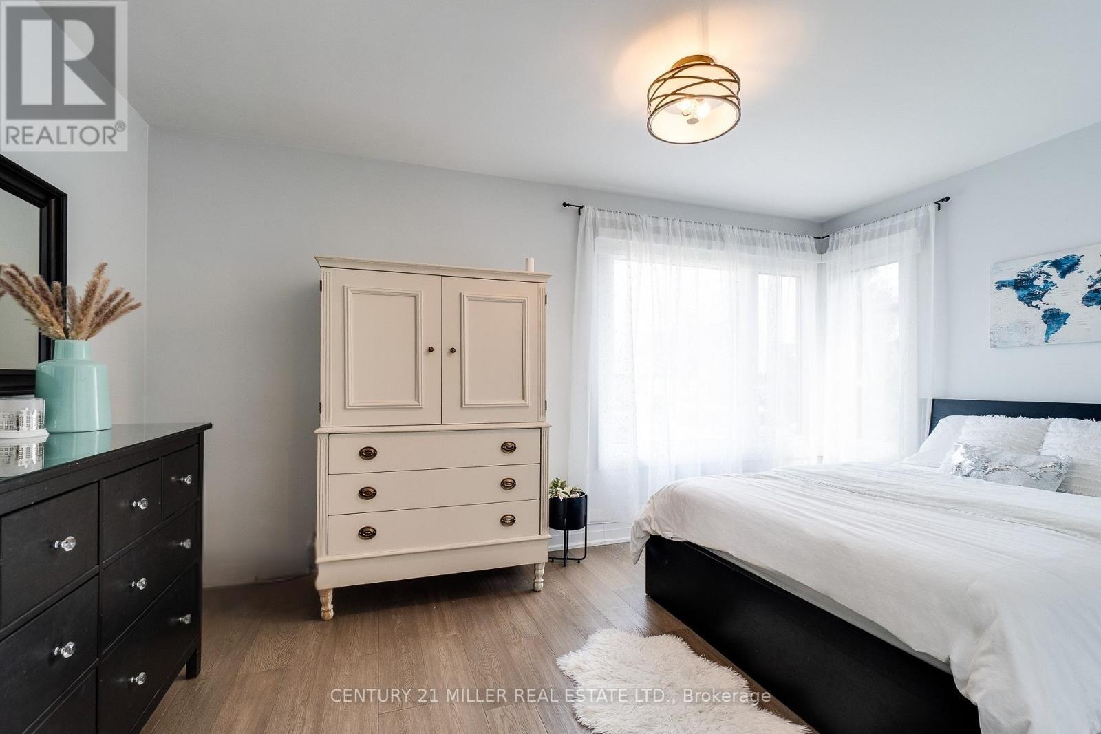 248 Kingsleigh Court, Milton, Ontario  L9T 1X7 - Photo 15 - W13012734