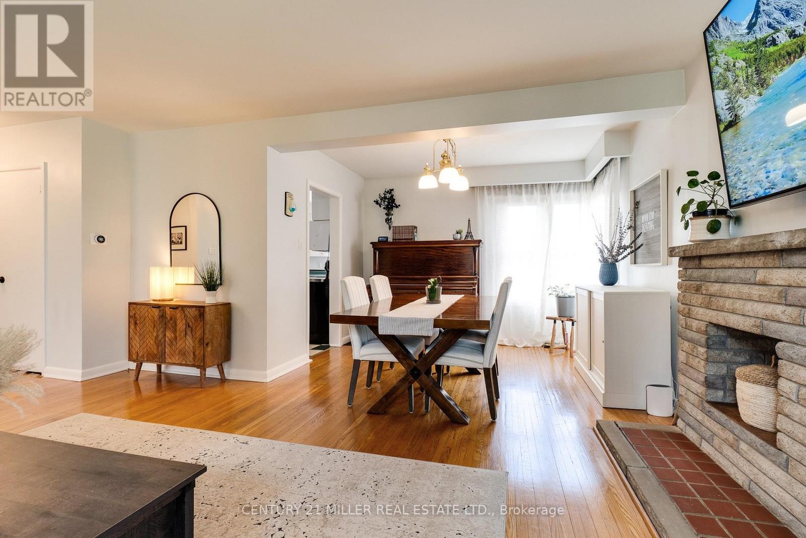 248 Kingsleigh Court, Milton, Ontario  L9T 1X7 - Photo 9 - W13012734