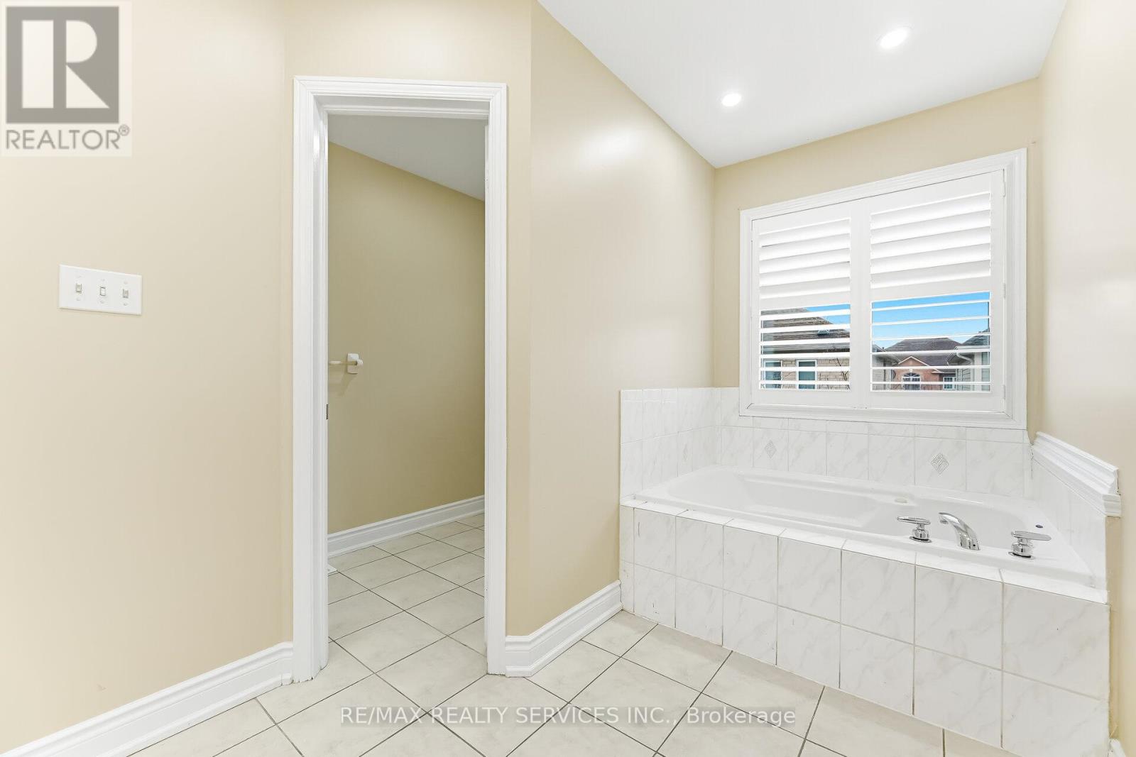 248 Edenbrook Hill Drive, Brampton, Ontario  L7A 2W6 - Photo 36 - W13012792