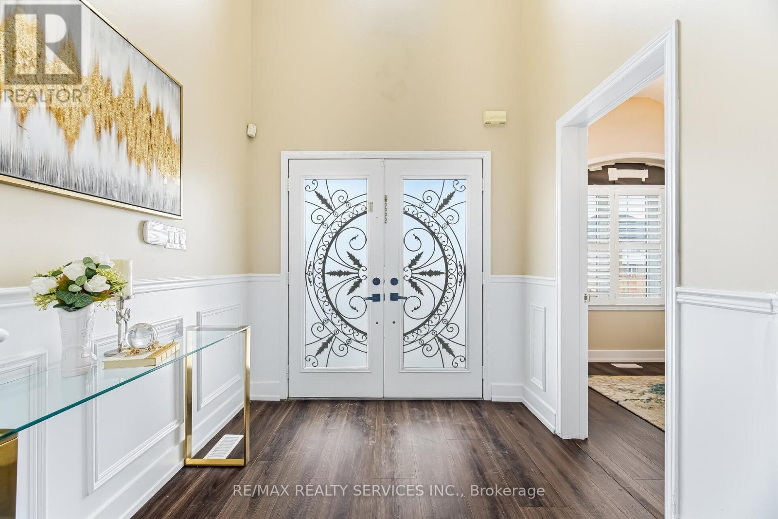 248 Edenbrook Hill Drive, Brampton, Ontario  L7A 2W6 - Photo 4 - W13012792