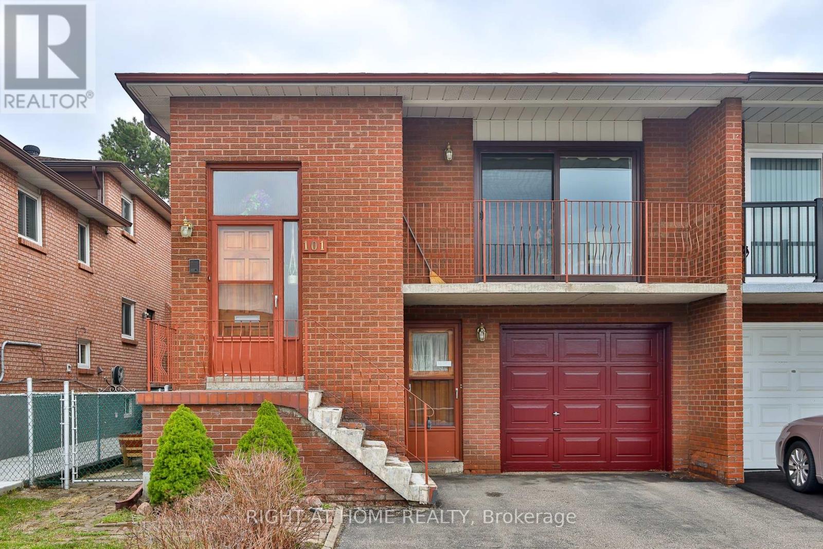 101 BENJAMIN BOAKE TRAIL, toronto (york university heights), Ontario