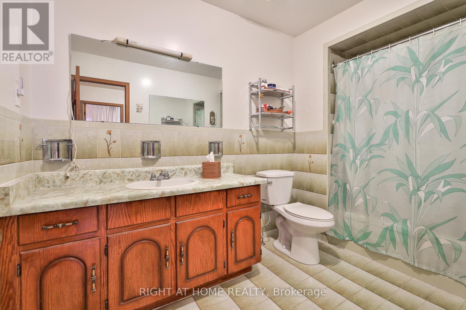 101 Benjamin Boake Trail, Toronto (York University Heights), Ontario  M3J 3C8 - Photo 16 - W13012798