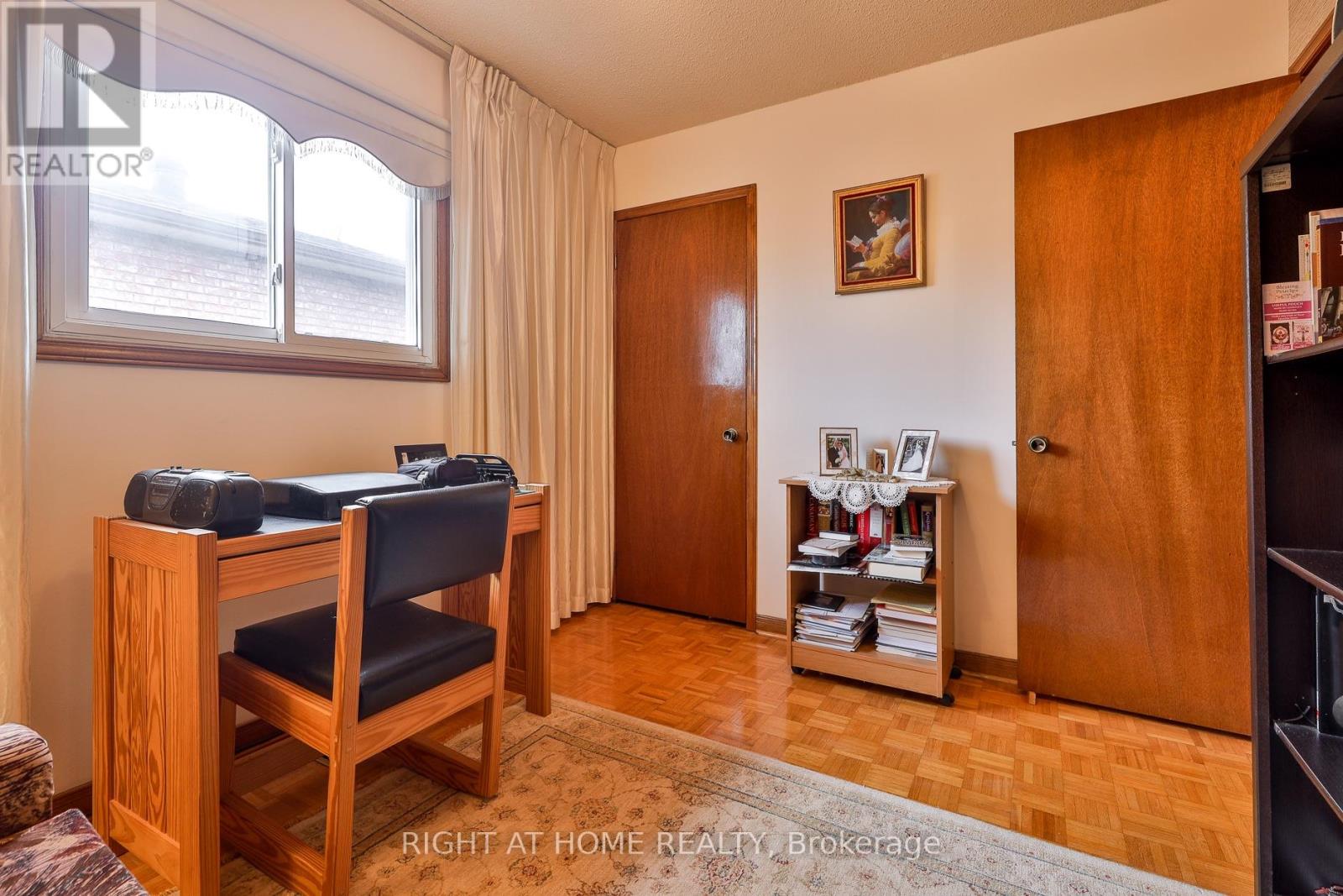 101 Benjamin Boake Trail, Toronto (York University Heights), Ontario  M3J 3C8 - Photo 25 - W13012798