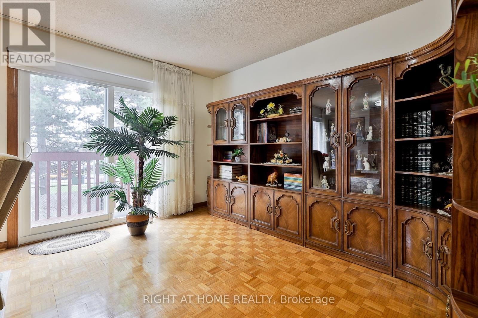 101 Benjamin Boake Trail, Toronto (York University Heights), Ontario  M3J 3C8 - Photo 35 - W13012798