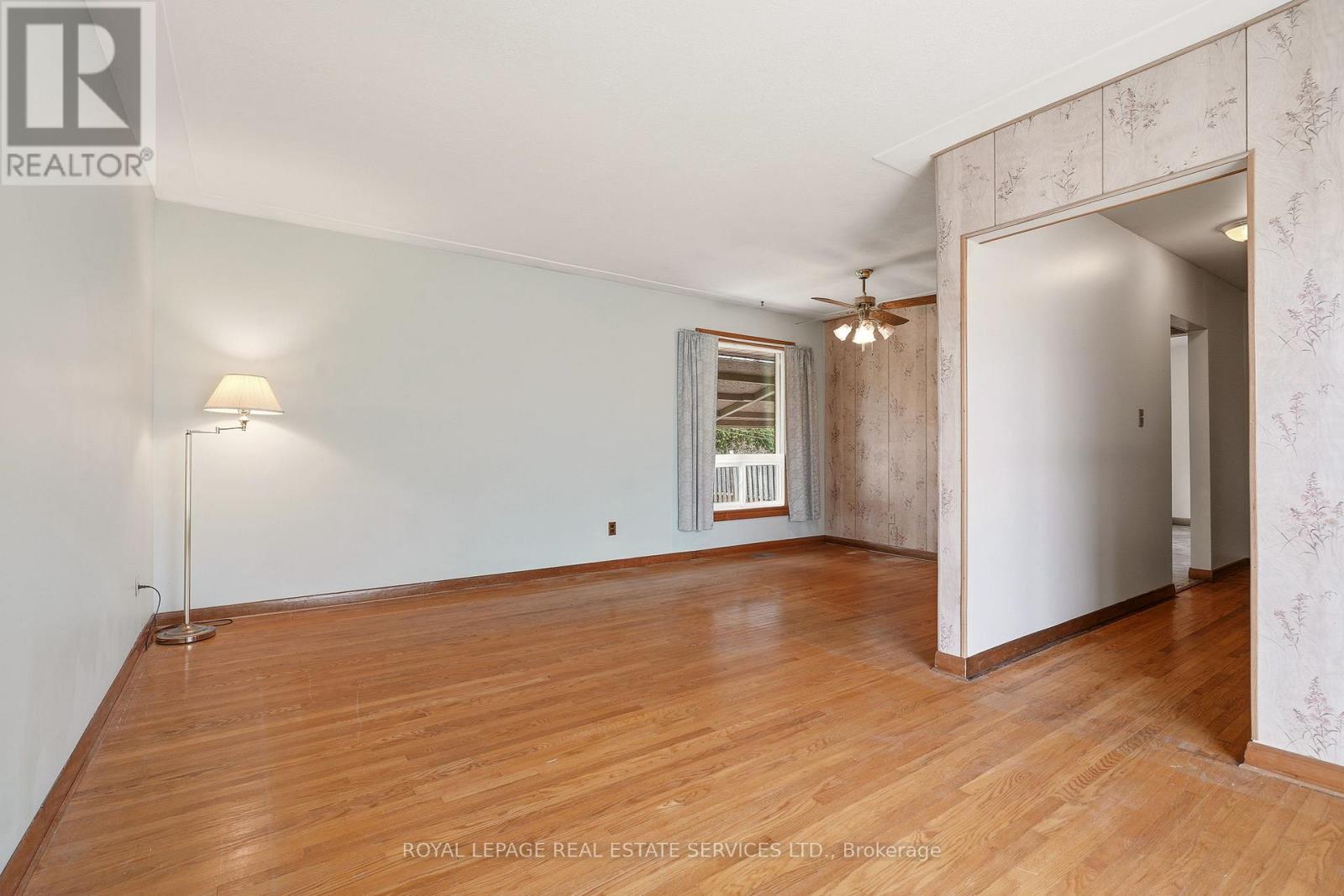 384 Appleby Line, Burlington, Ontario  L7L 2X8 - Photo 6 - W13012840