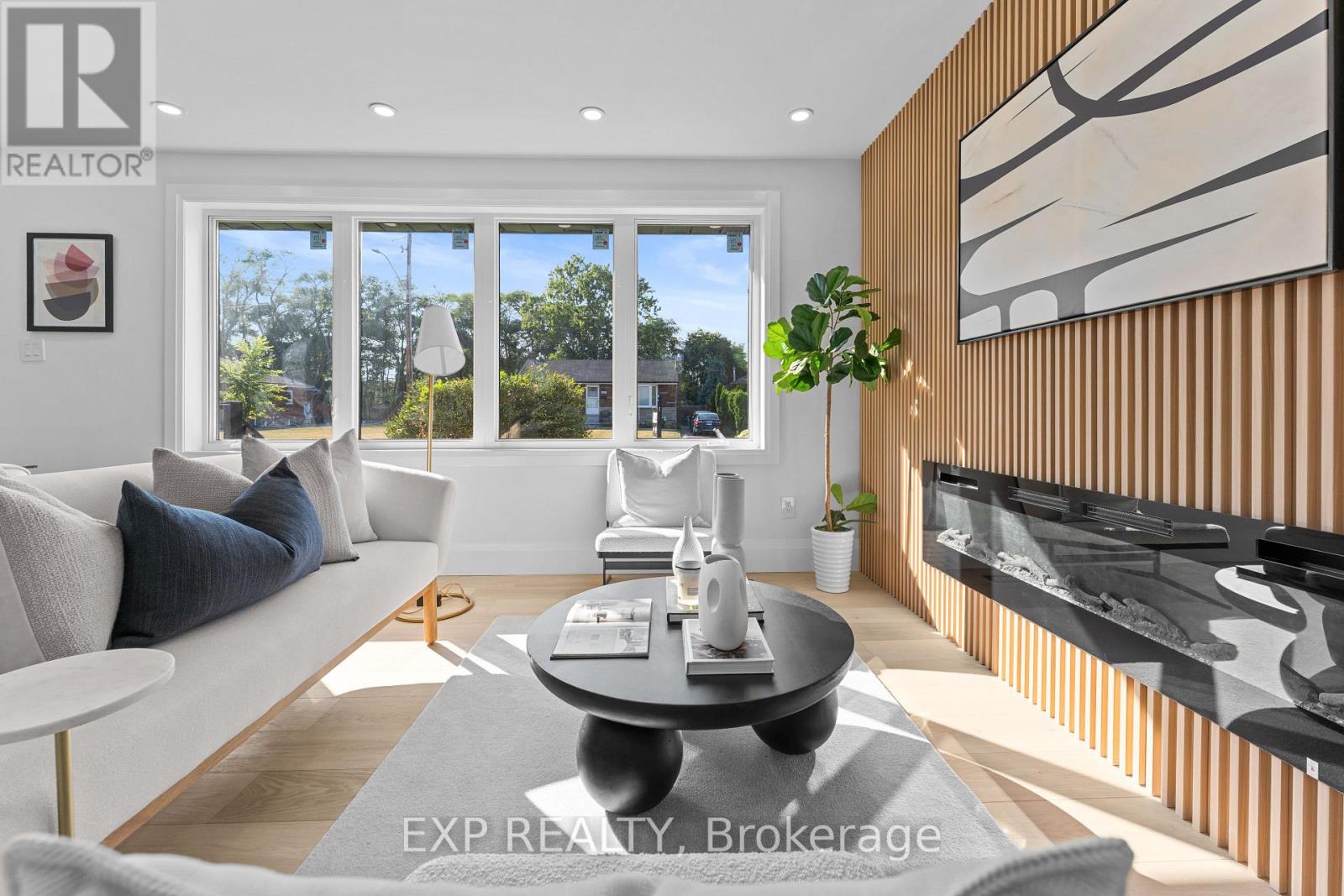 686 Wickens Avenue, Burlington, Ontario  L7T 3T2 - Photo 2 - W13012858