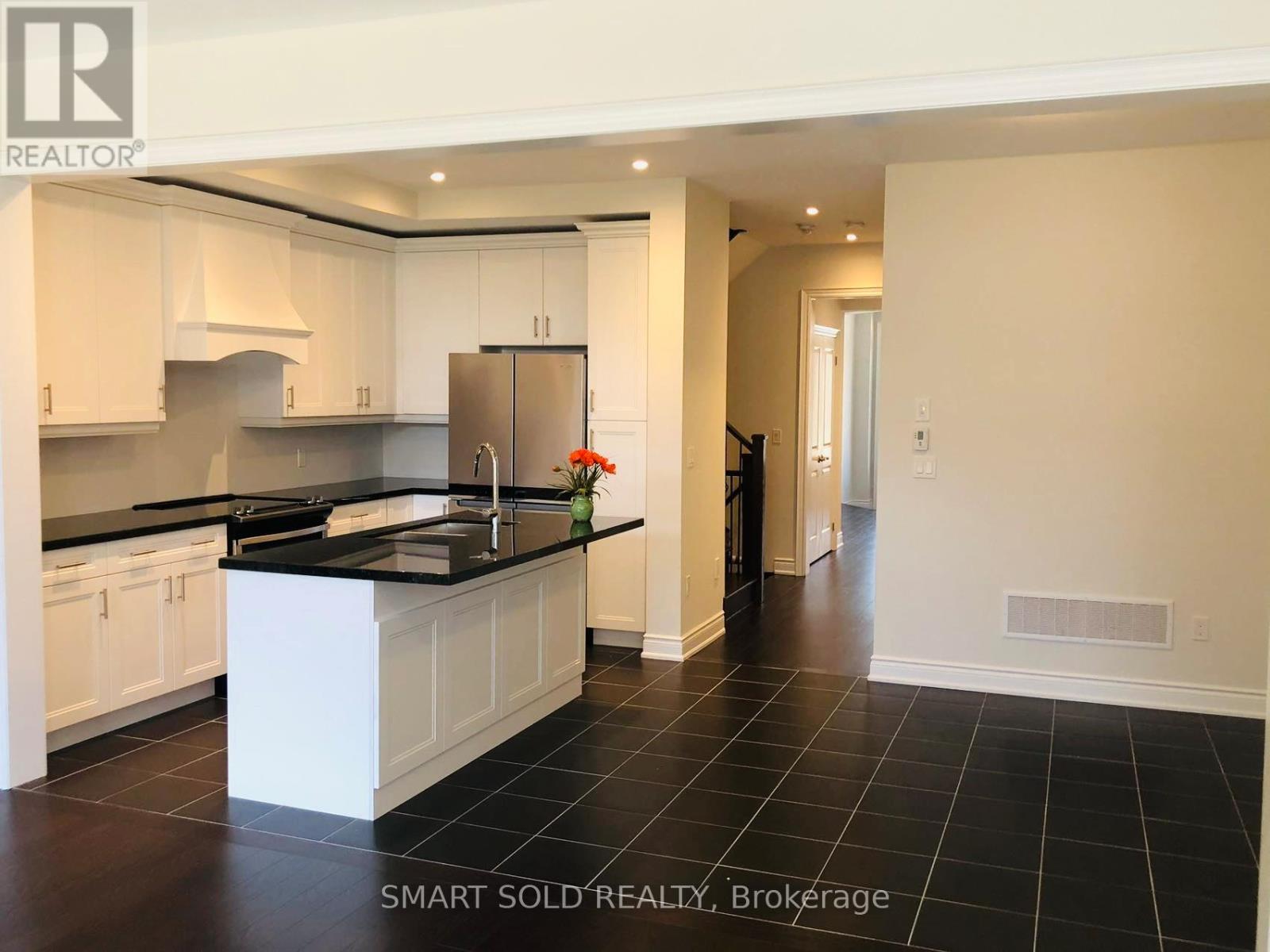 3221 Post Road, Oakville, Ontario  L6H 0V5 - Photo 4 - W13012862