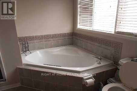 377 Turnberry Crescent, Mississauga, Ontario  L4Z 3W3 - Photo 4 - W13012864