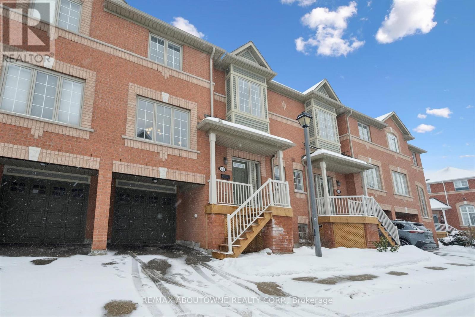 40 - 5031 East Mill Road, Mississauga, Ontario  L5V 2M5 - Photo 2 - W13012884