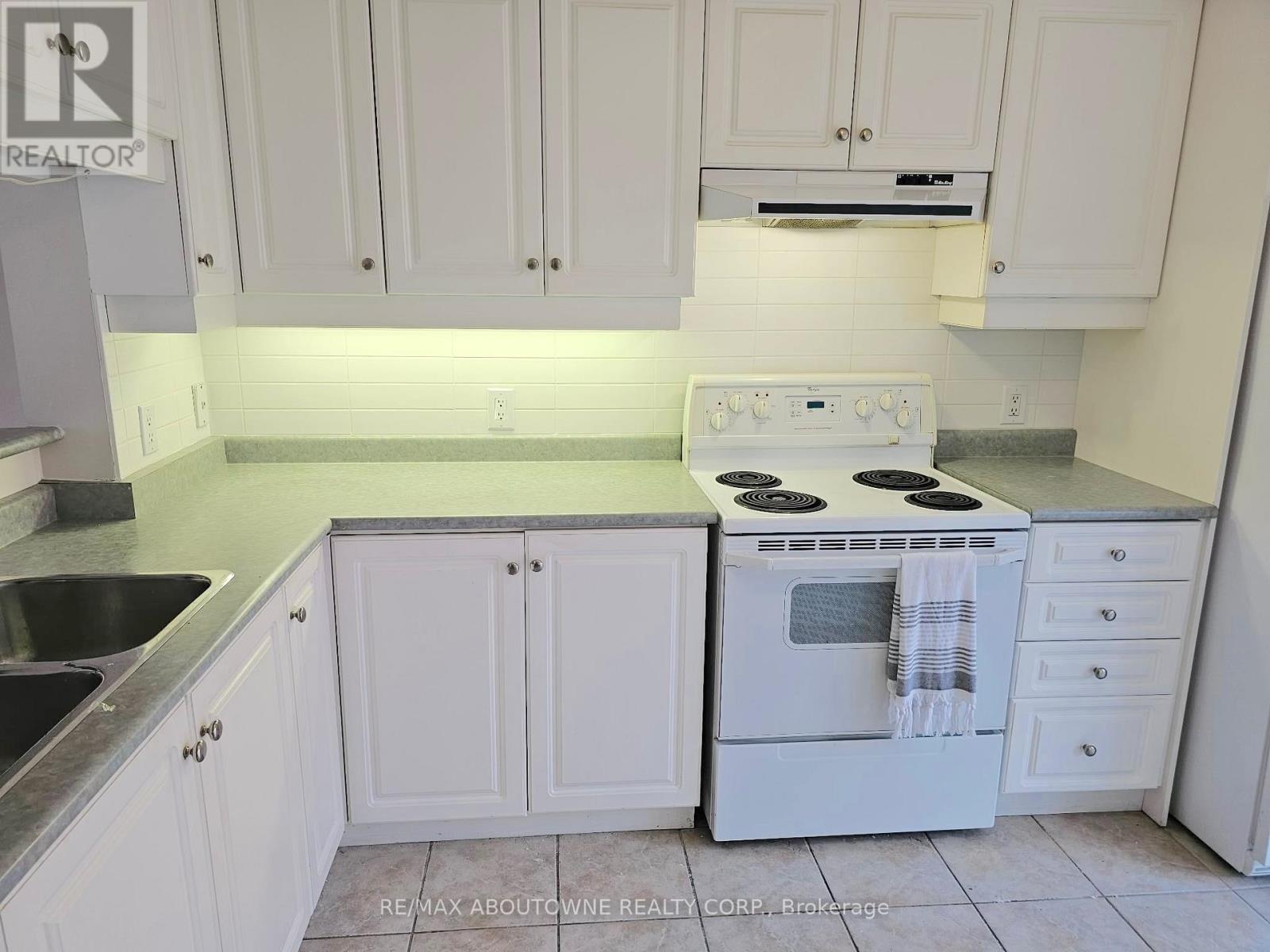 40 - 5031 East Mill Road, Mississauga, Ontario  L5V 2M5 - Photo 8 - W13012884