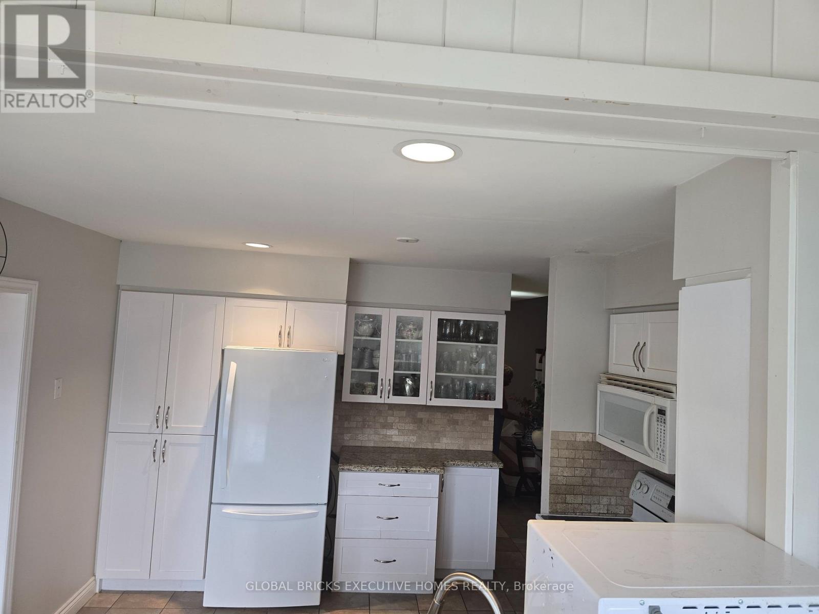 47 Parkview Place, Brampton, Ontario  L6W 2G2 - Photo 15 - W13012910