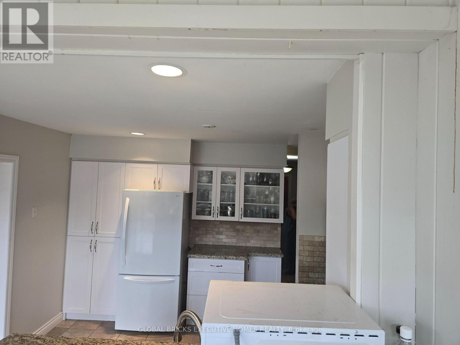 47 Parkview Place, Brampton, Ontario  L6W 2G2 - Photo 16 - W13012910