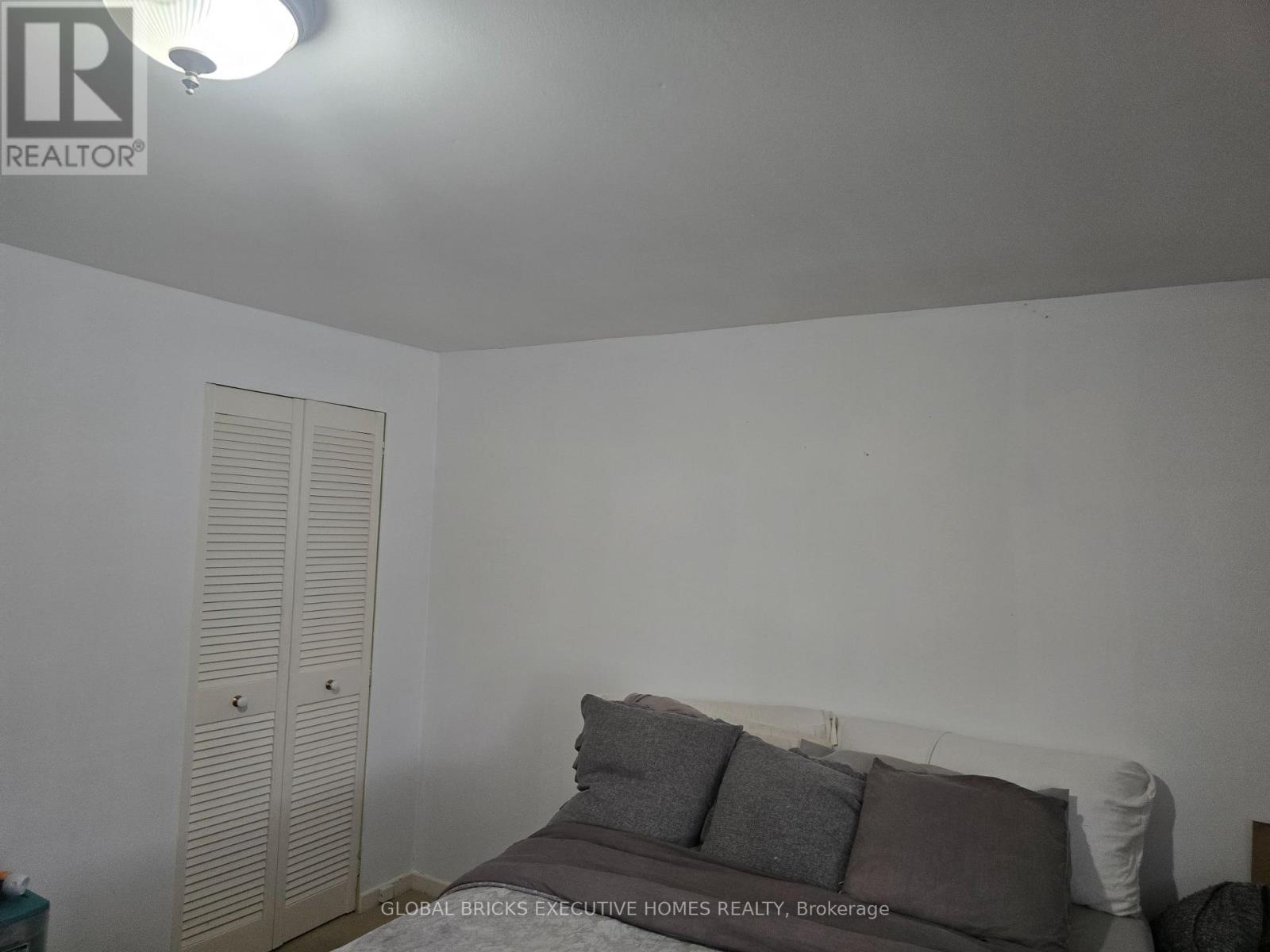 47 Parkview Place, Brampton, Ontario  L6W 2G2 - Photo 46 - W13012910