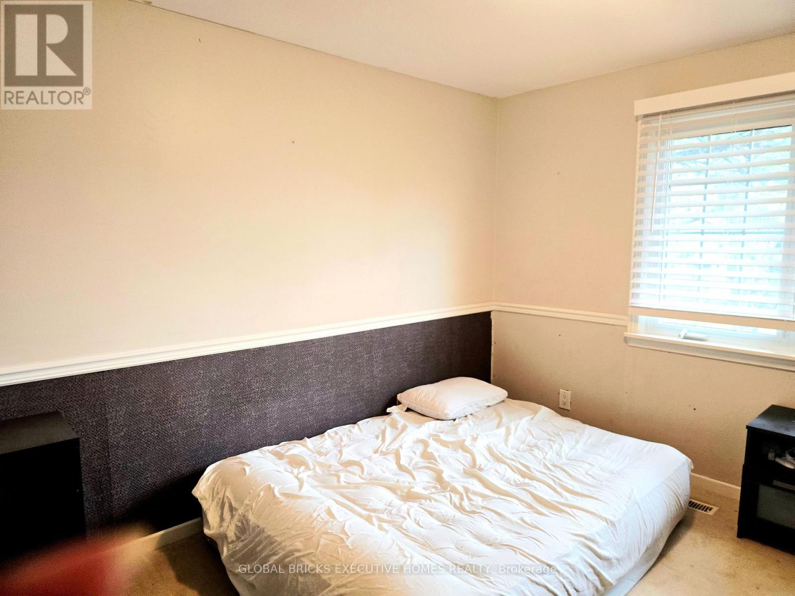 47 Parkview Place, Brampton, Ontario  L6W 2G2 - Photo 47 - W13012910