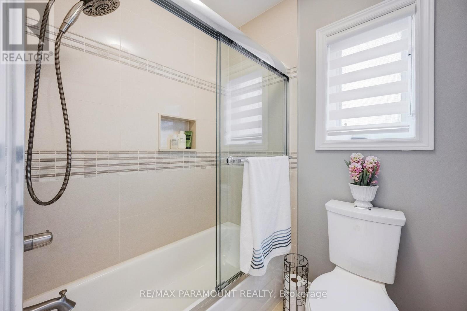 1122 Lamplight Way, Mississauga, Ontario  L5W 1J4 - Photo 25 - W13012920