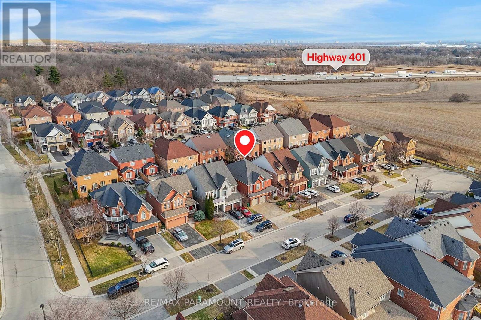 1122 Lamplight Way, Mississauga, Ontario  L5W 1J4 - Photo 3 - W13012920