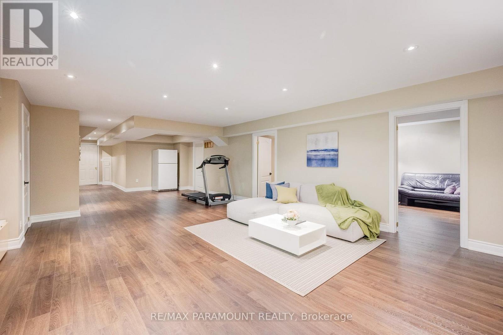 1122 Lamplight Way, Mississauga, Ontario  L5W 1J4 - Photo 32 - W13012920