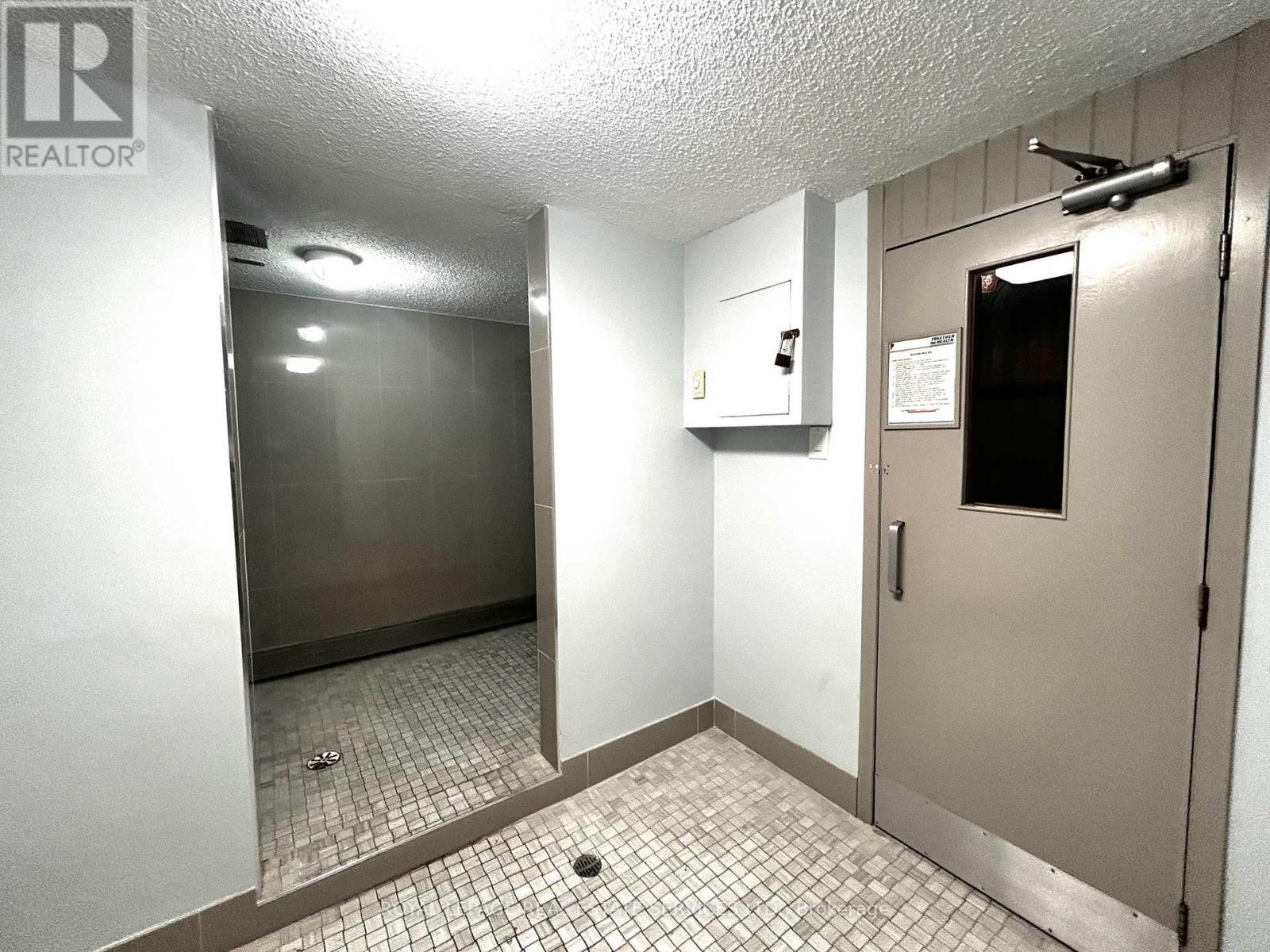 905 - 2929 Aquitaine Avenue, Mississauga, Ontario  L5N 2C7 - Photo 36 - W13012952