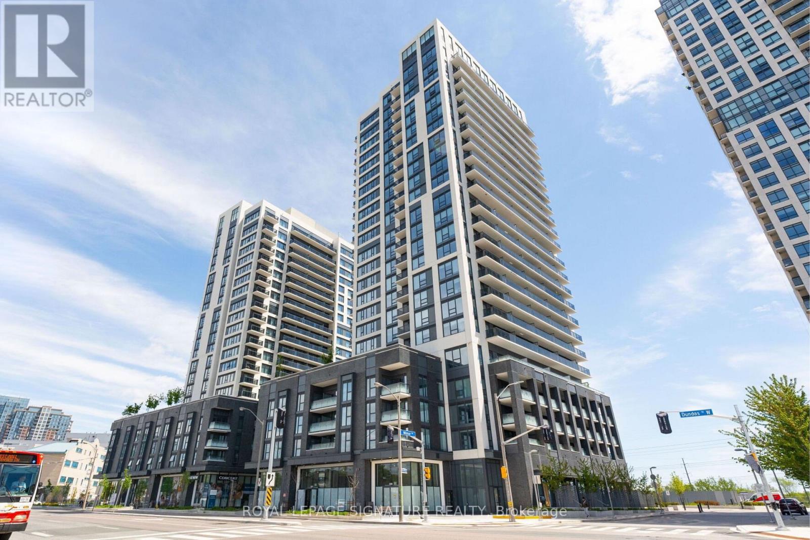 305 - 30 SAMUEL WOOD WAY, Toronto, Ontario