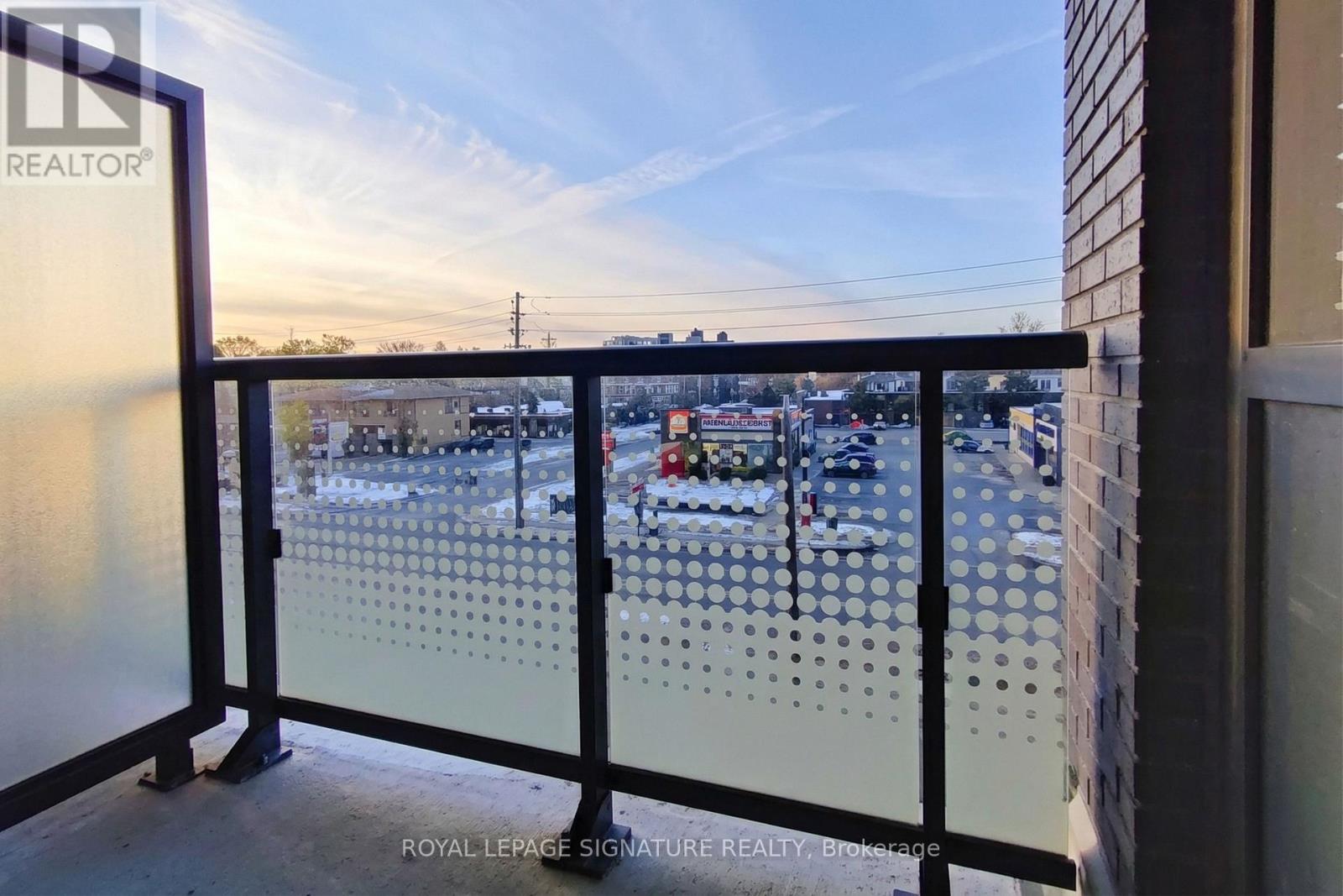 305 - 30 Samuel Wood Way, Toronto, Ontario  M9B 1B1 - Photo 7 - W13012958